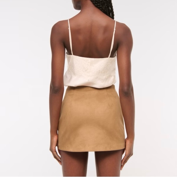 Abercrombie & Fitch The A&F
Scarlett Vegan Suede Mini Skirt Skort Med NWT - Picture 3 of 15